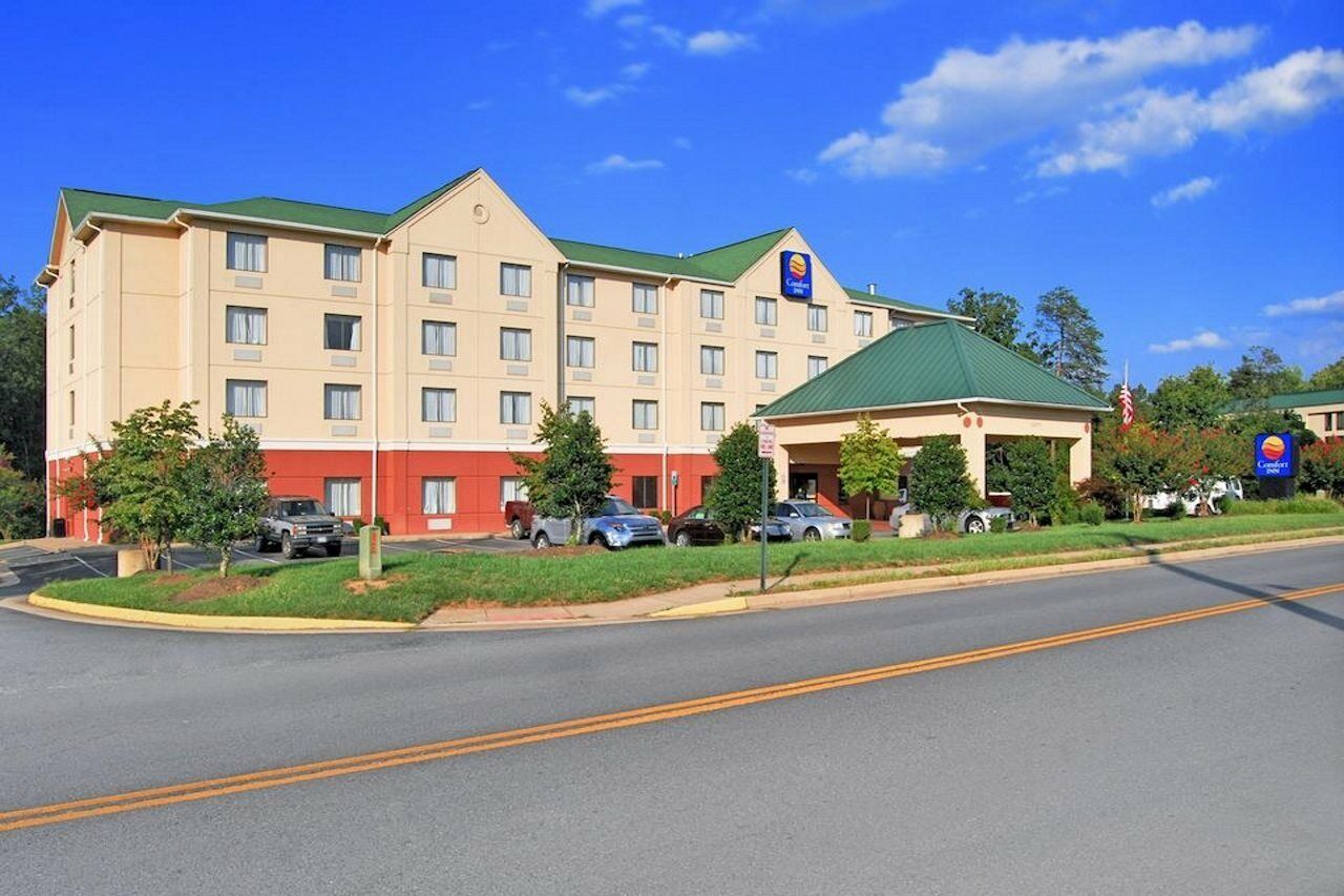 Comfort Inn Near Quantico Main Gate North Дамфріс Екстер'єр фото